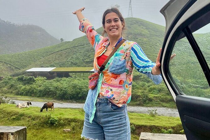 4 Day Kerala Tour Athirappilly Munnar Alleppey - The tea museum and waterfall photo stops: what those extra minutes are buying you