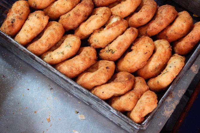 Food Walk Alleppey (2 Hours Guided Local Food Tasting Experience) - A 2-hour street food plan that fits around backwaters