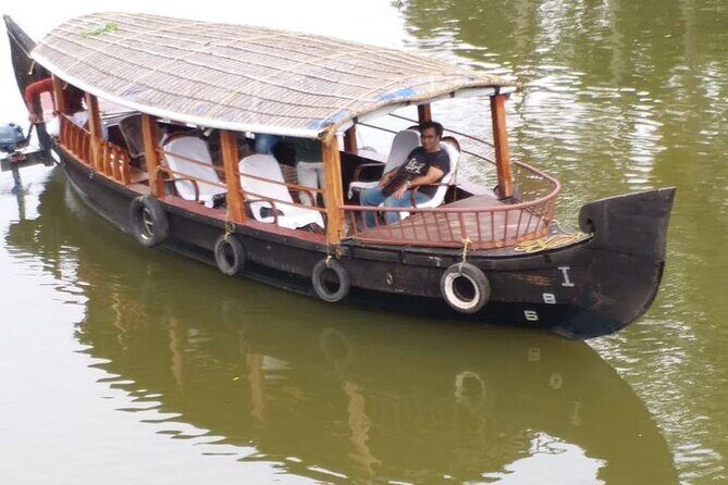 Full Day Canoe Cruise with Village Life and Local Food - Breakfast and Lunch in Kerala Style: Why the Food Belongs on This Cruise