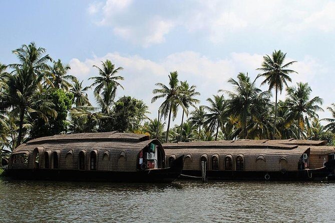 Kochi Private Tour: Overnight Alleppey Backwaters Houseboat Cruise - Kochi to Alleppey: the private ride that sets the tone
