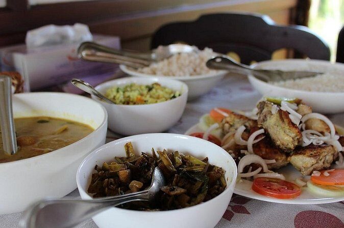 Kochi Private Tour: Overnight Alleppey Backwaters Houseboat Cruise - Room setup rules: what you’re paying for in privacy