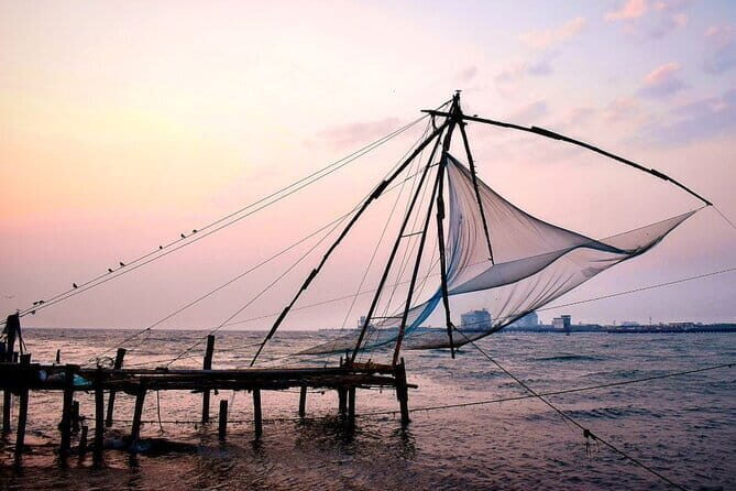 Multi Day Private Guided Tour of Kerala from Kochi by Car - Kerala from Kochi, paced for real time on the water